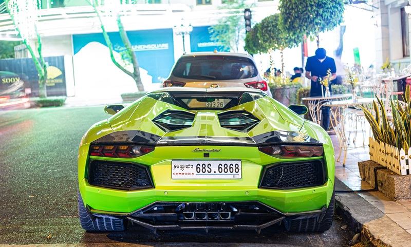 mua biển số xe bằng hình thức đấu giá